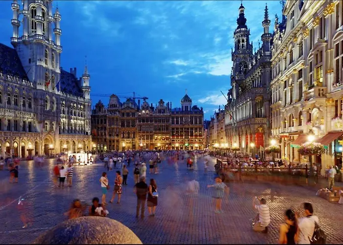 En Plein Coeur De Bruxelles. Superbe Duplex.A Voir!